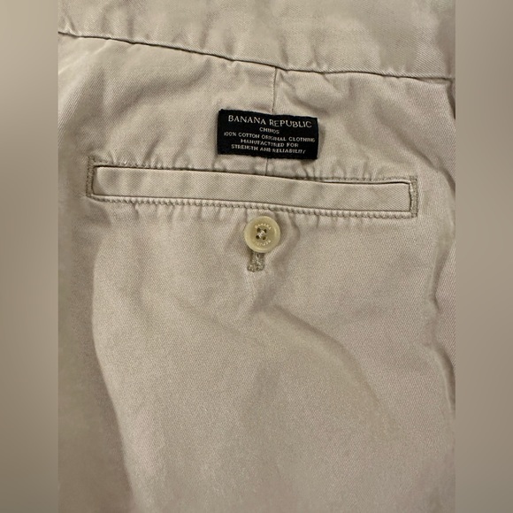 Banana Republic Emerson Chinos in Light Khaki / Stone - Picture 3 of 4
